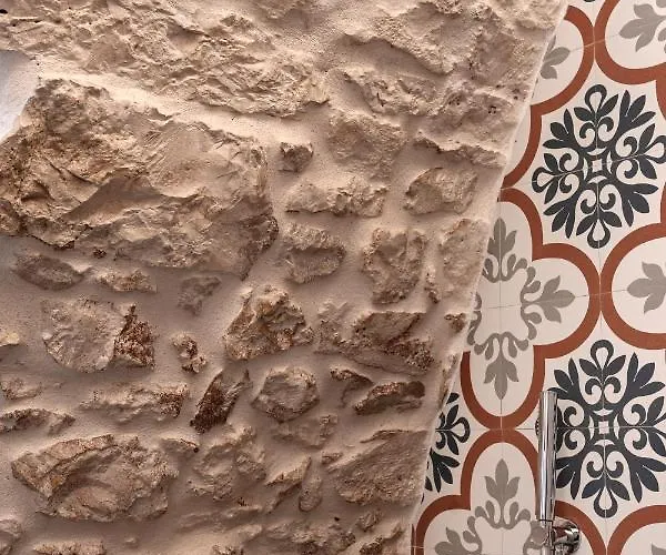 White Apartment Ostuni